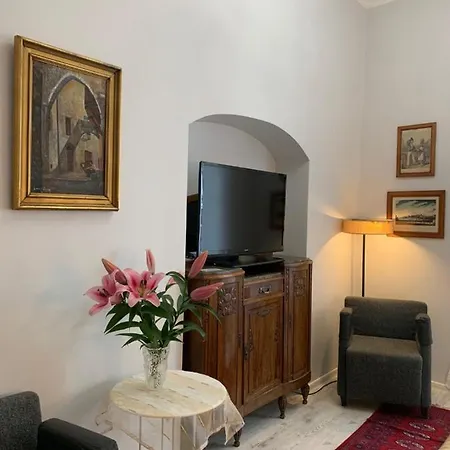 Nb Old Town Aparthotel 3*