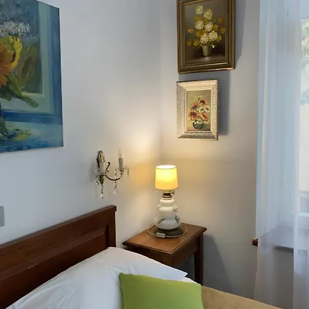 Nb Old Town Aparthotel 3*