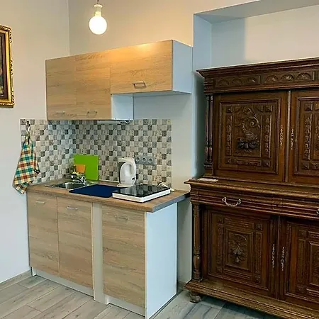 Aparthotel Nb Old Town 3*