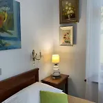 Nb Old Town Aparthotel 3*