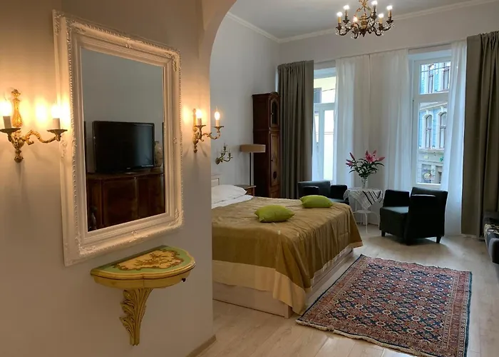 Nb Old Town Aparthotel 3*