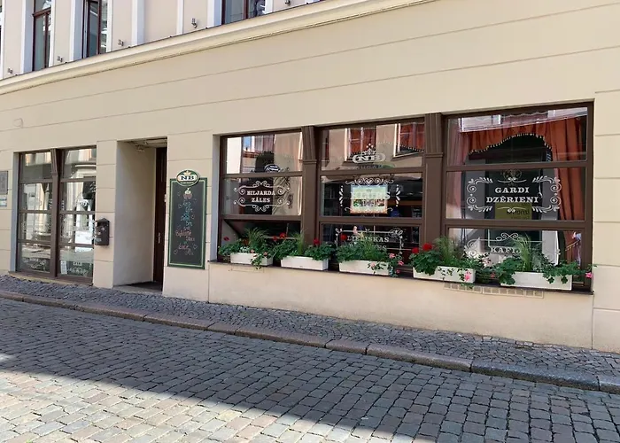 Aparthotel Nb Old Town 3*